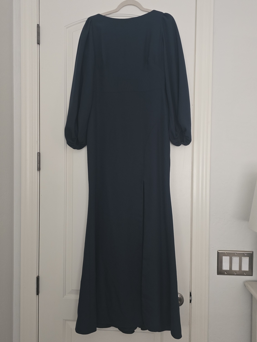 Elegant Long Sleeve Forest Green Evening Dress
